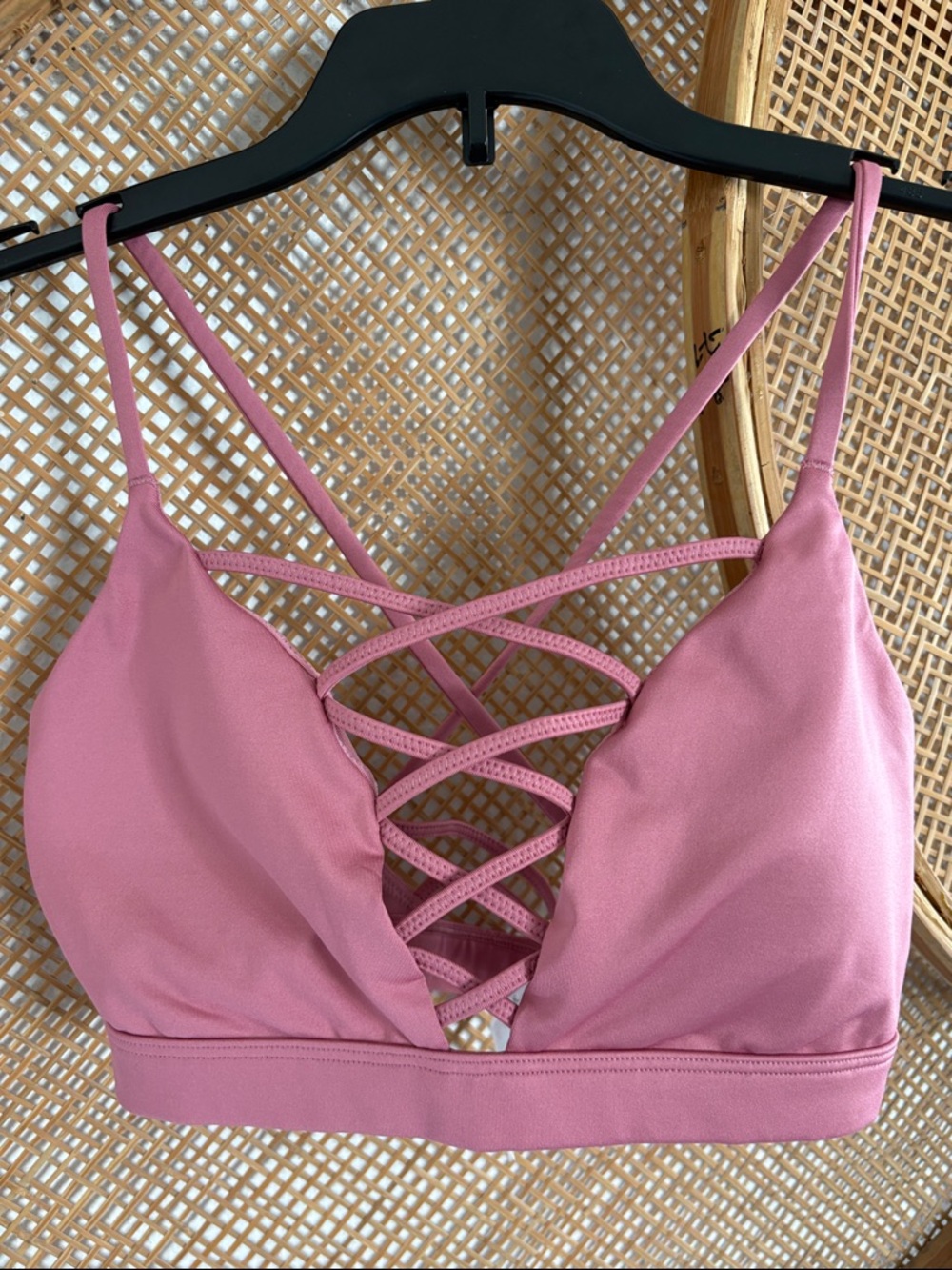 Victorias Secret Sport Cut Out Removable Pad Bralette Med